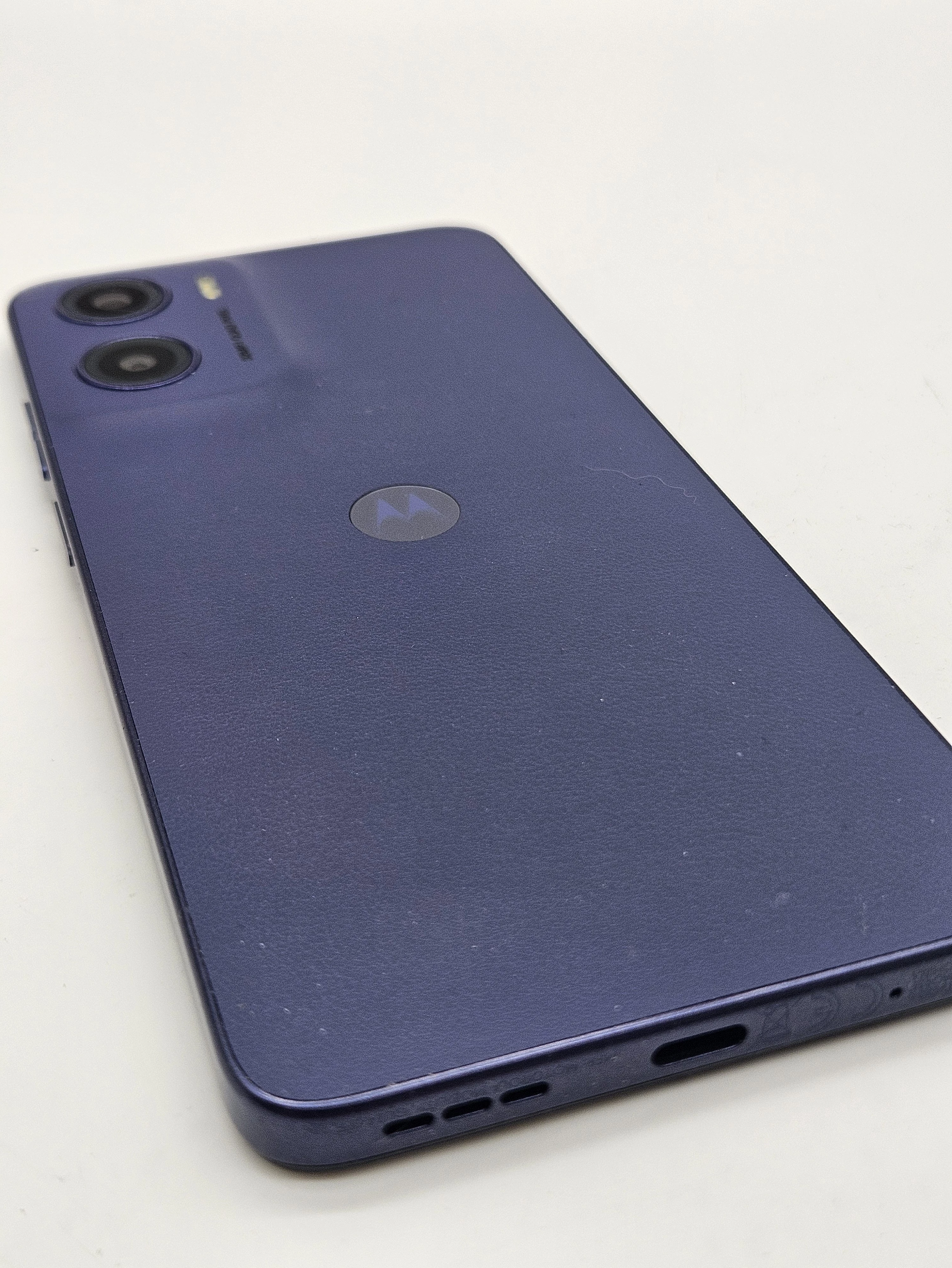 telefon-motorola-e15-kod-producenta-pb6s0003pl