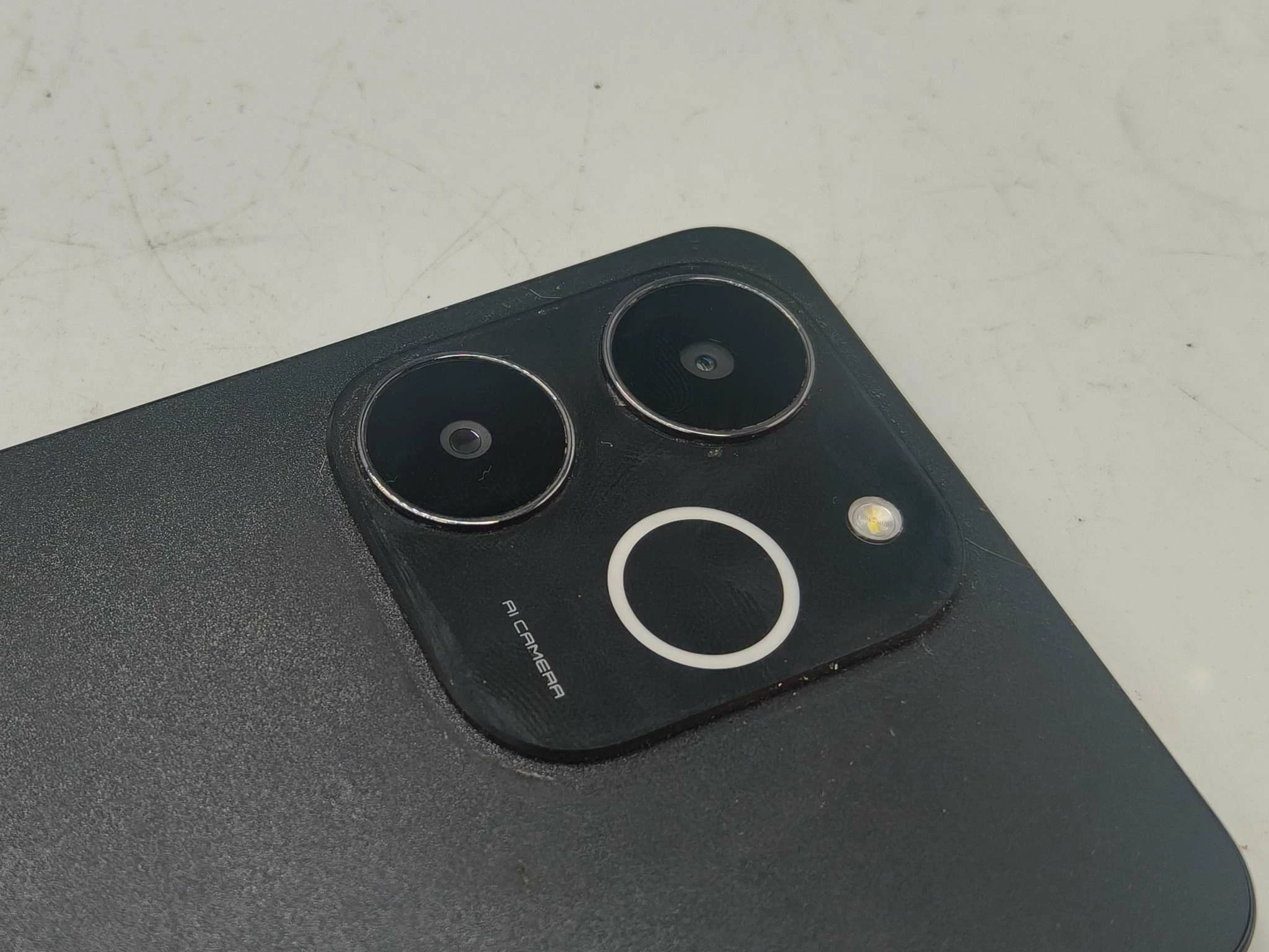 telefon-realme-note-70t-1284gb-przekatna-ekranu-674