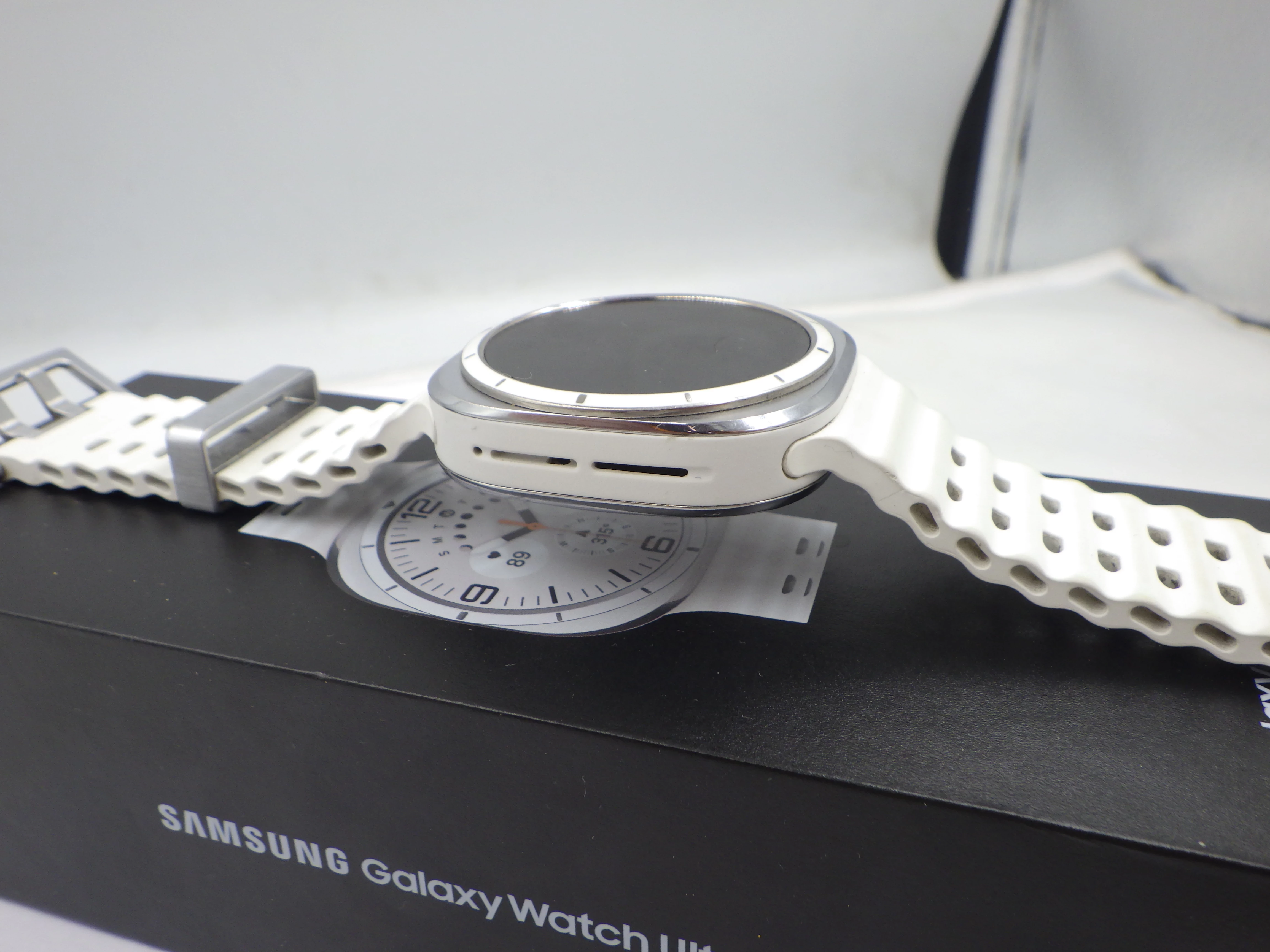 smartwatch-samsung-galaxy-watch-ultra-komplet-kolor-249512-1647414