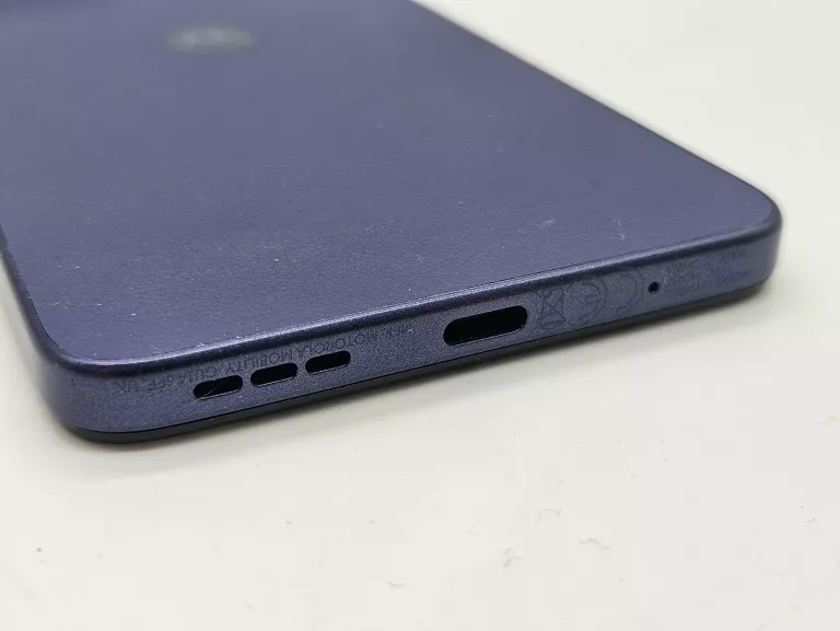 telefon-motorola-e15-stan-11323-2