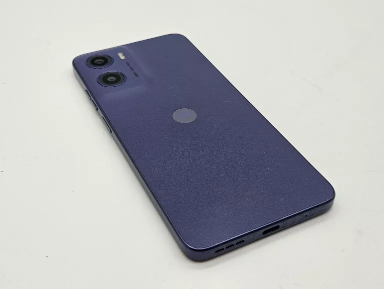 telefon-motorola-e15-typ-202685-212929