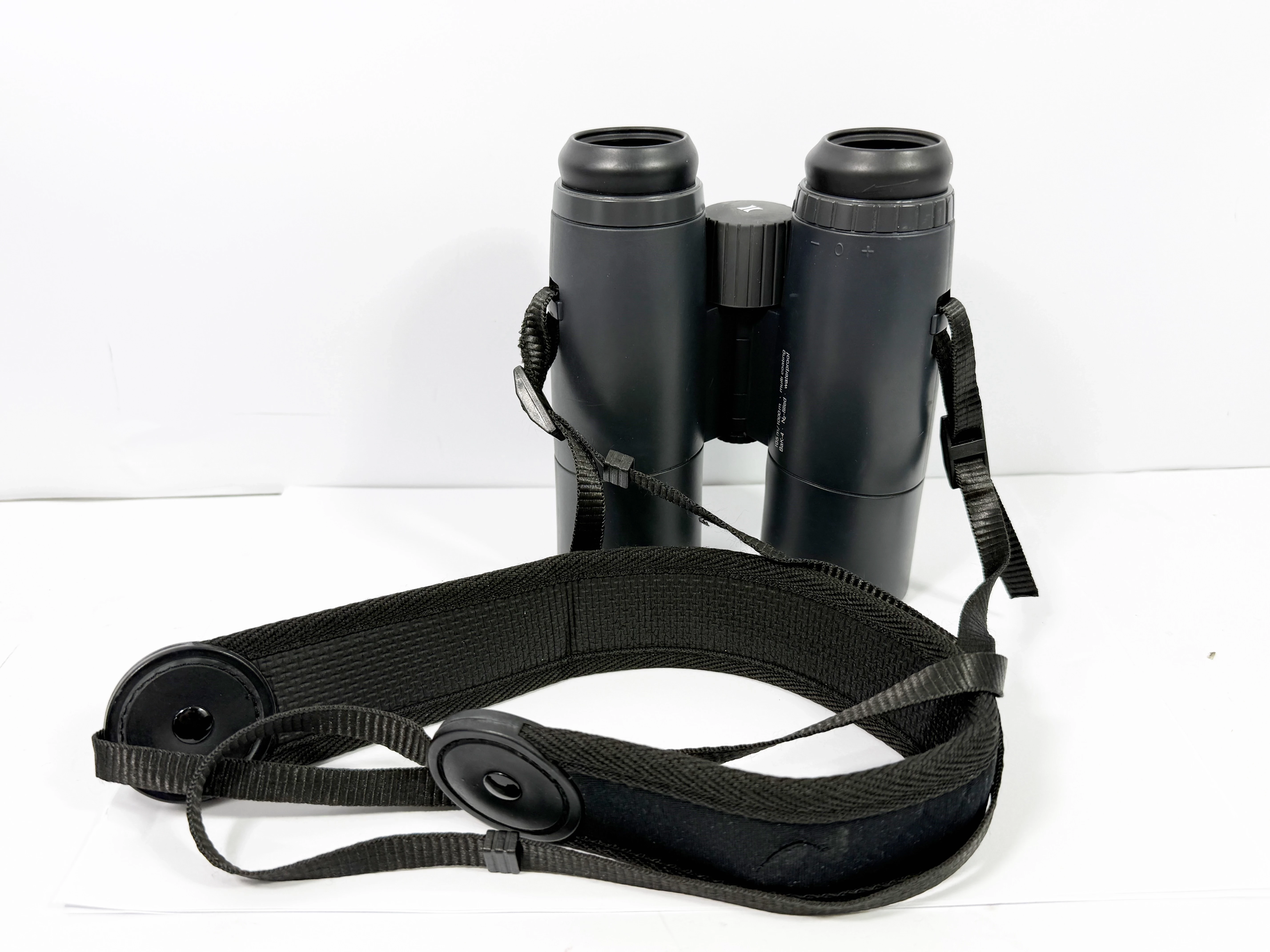 lornetka-eschenbach-sektor-d-compact-10x42-b-okazja-ean-gtin-4048347370031