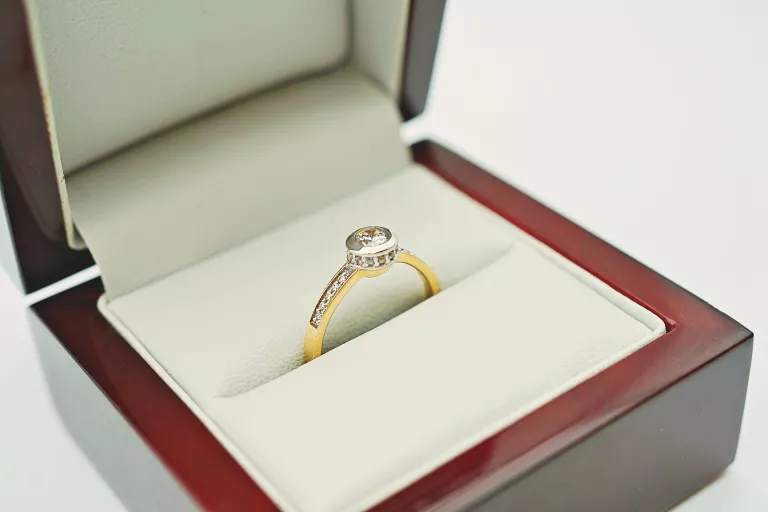 piekny-zloty-pierscionek-585-221g-r10-cyrkonia-waga-221