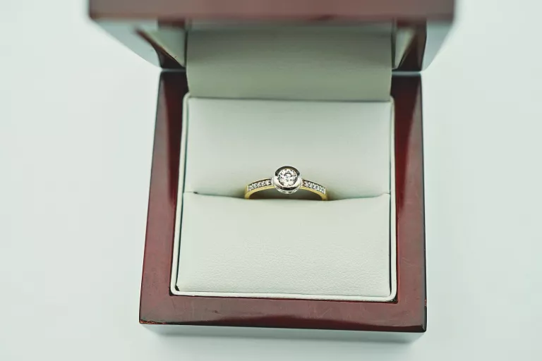 piekny-zloty-pierscionek-585-221g-r10-cyrkonia-stan-11323-2