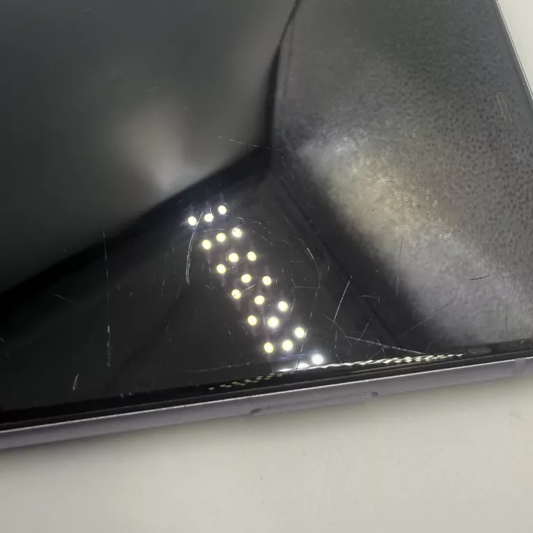 telefon-iphone-11-256gb-kon-bat80-pamiec-ram-202865-214121