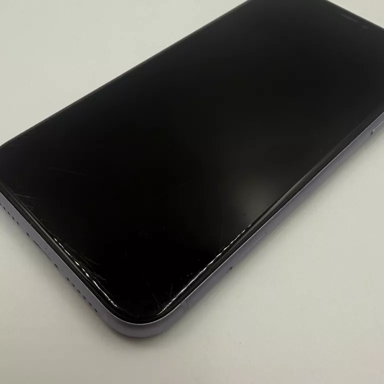 telefon-iphone-11-256gb-kon-bat80-przekatna-ekranu-610