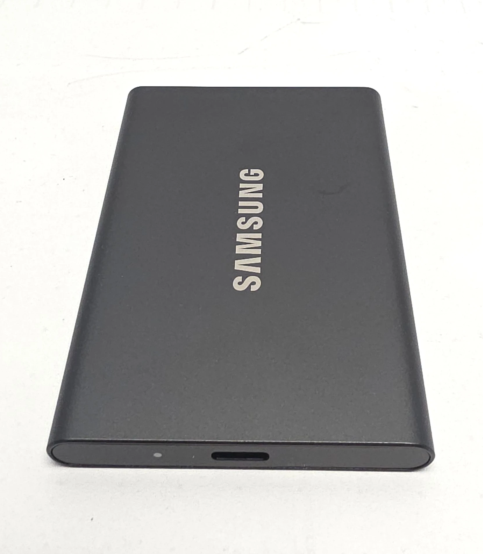 dysk-zewnetrzny-samsung-t7-4tb-ssd-stan-11323-2