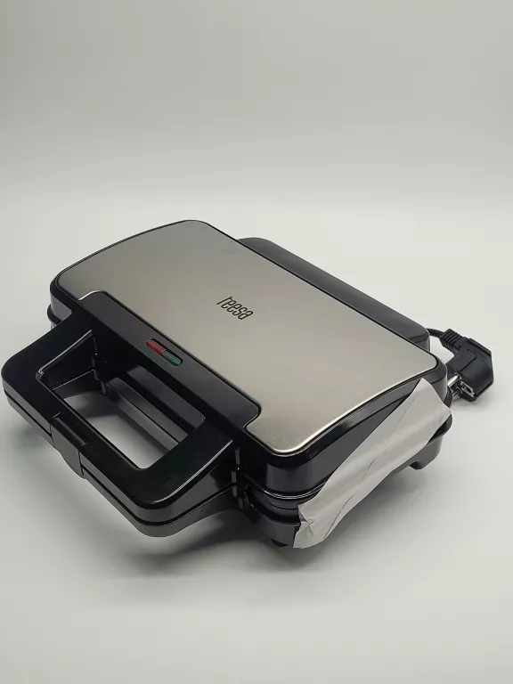 gofrownica-2-gofry-kwadraty-1000w-teesa-tsa3225-jak-nowa-stan-11323-2