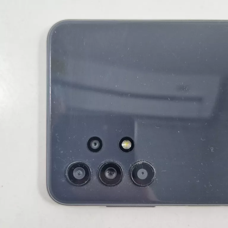 samsung-galaxy-a32-5g-464-gb-czarny-system-operacyjny-4388-1