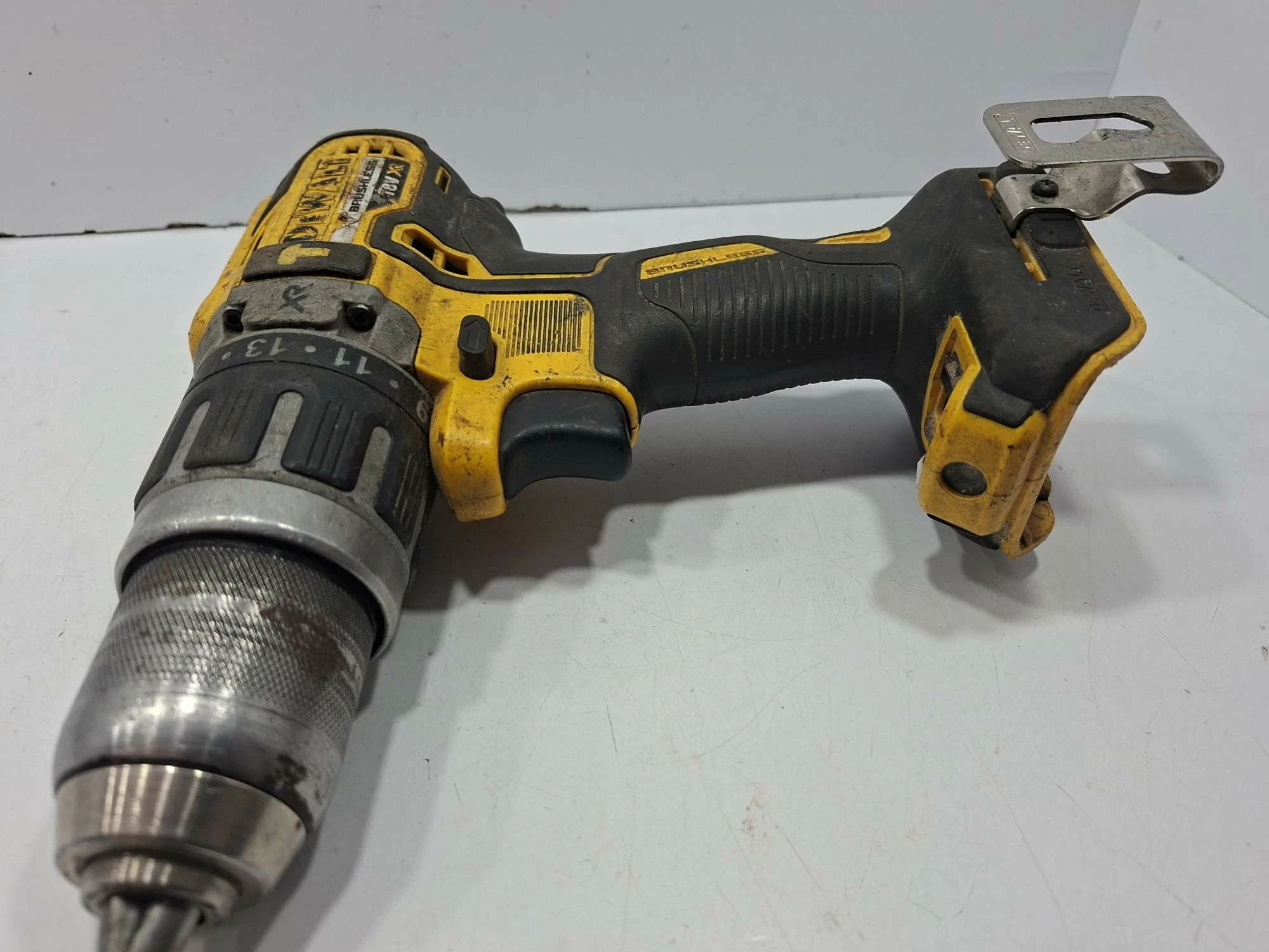 dewalt-wkretarka-dcd-796-stan-11323-2