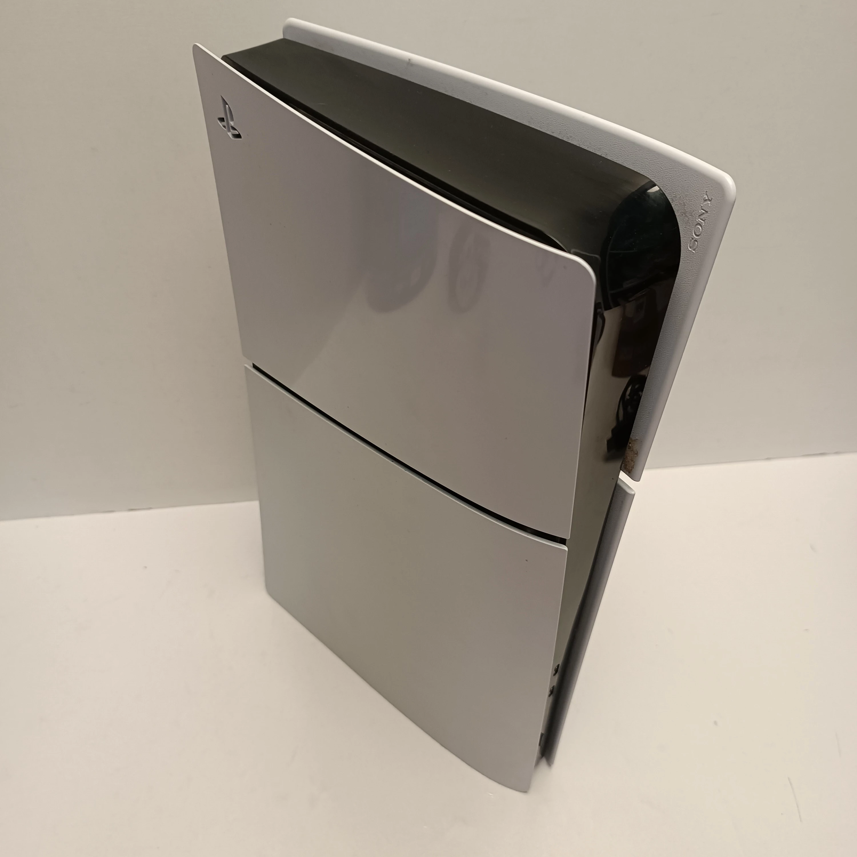 konsola-sony-playstation-5-cfi-2016-waga-produktu-z-opakowaniem-jednostkowym-4250