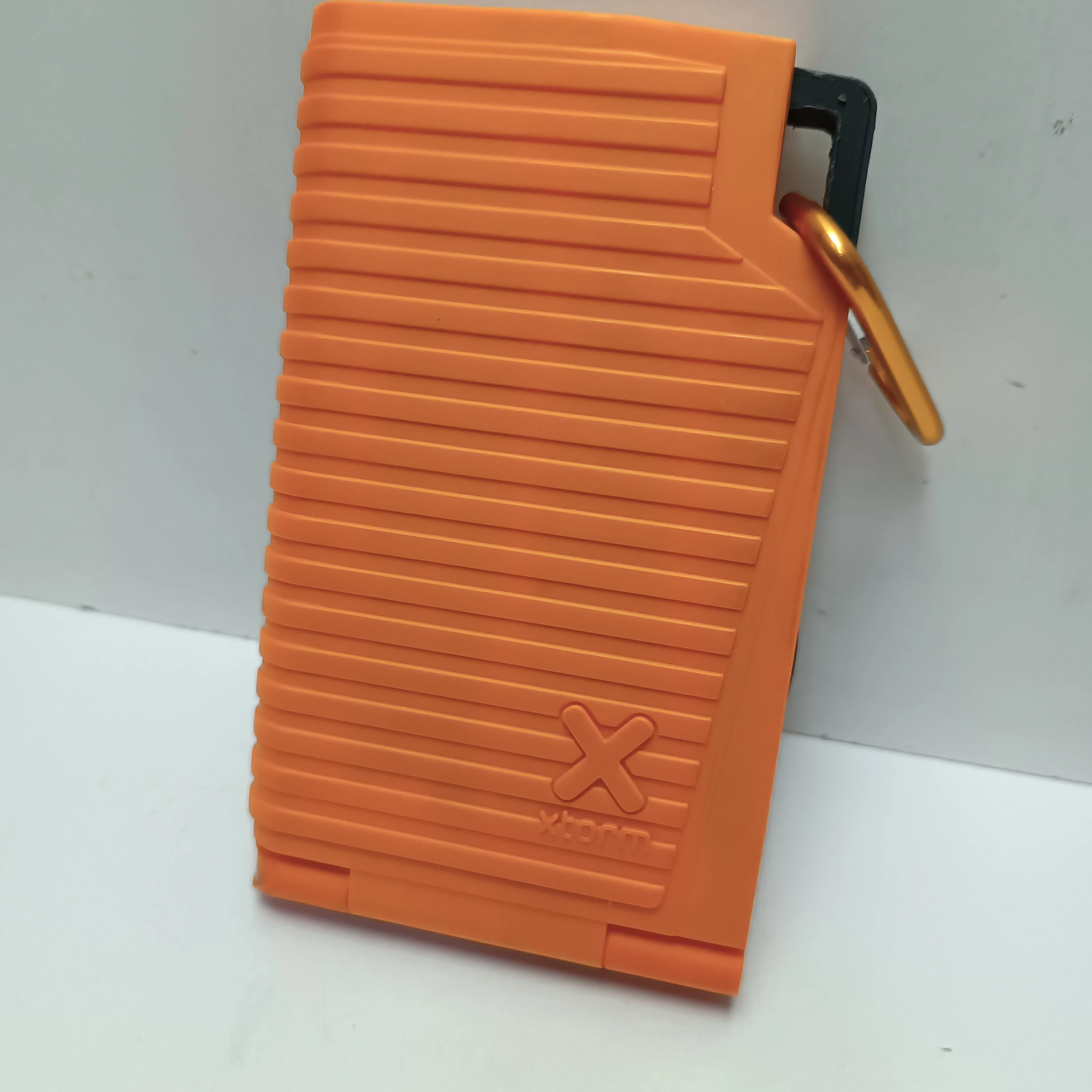 xtorm-xr105-solar-supercharger-10000-mah-ean-gtin-8718182275476