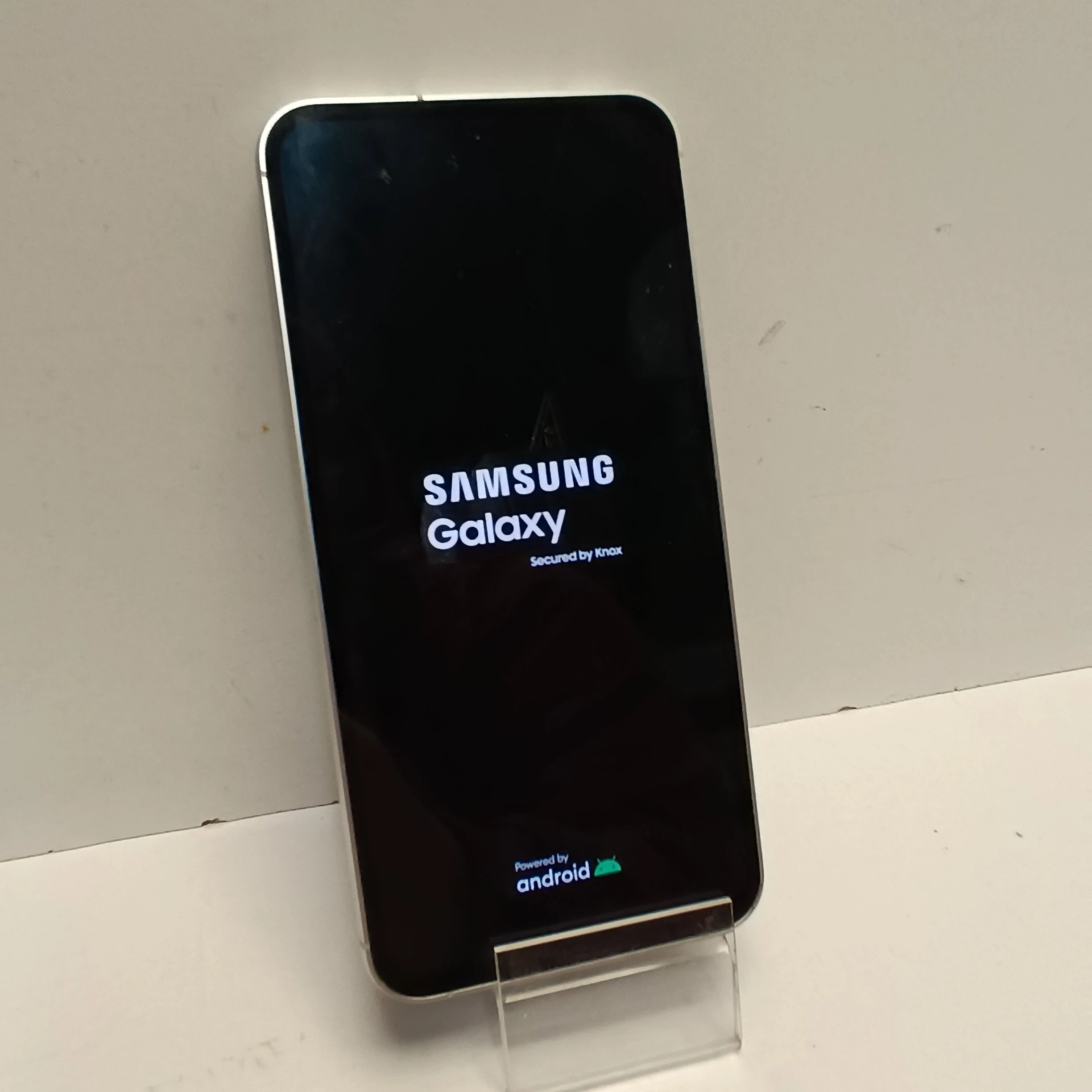 telefon-samsung-galaxy-s23-fe-8128gb-kod-producenta-sm-s711bzpdeue