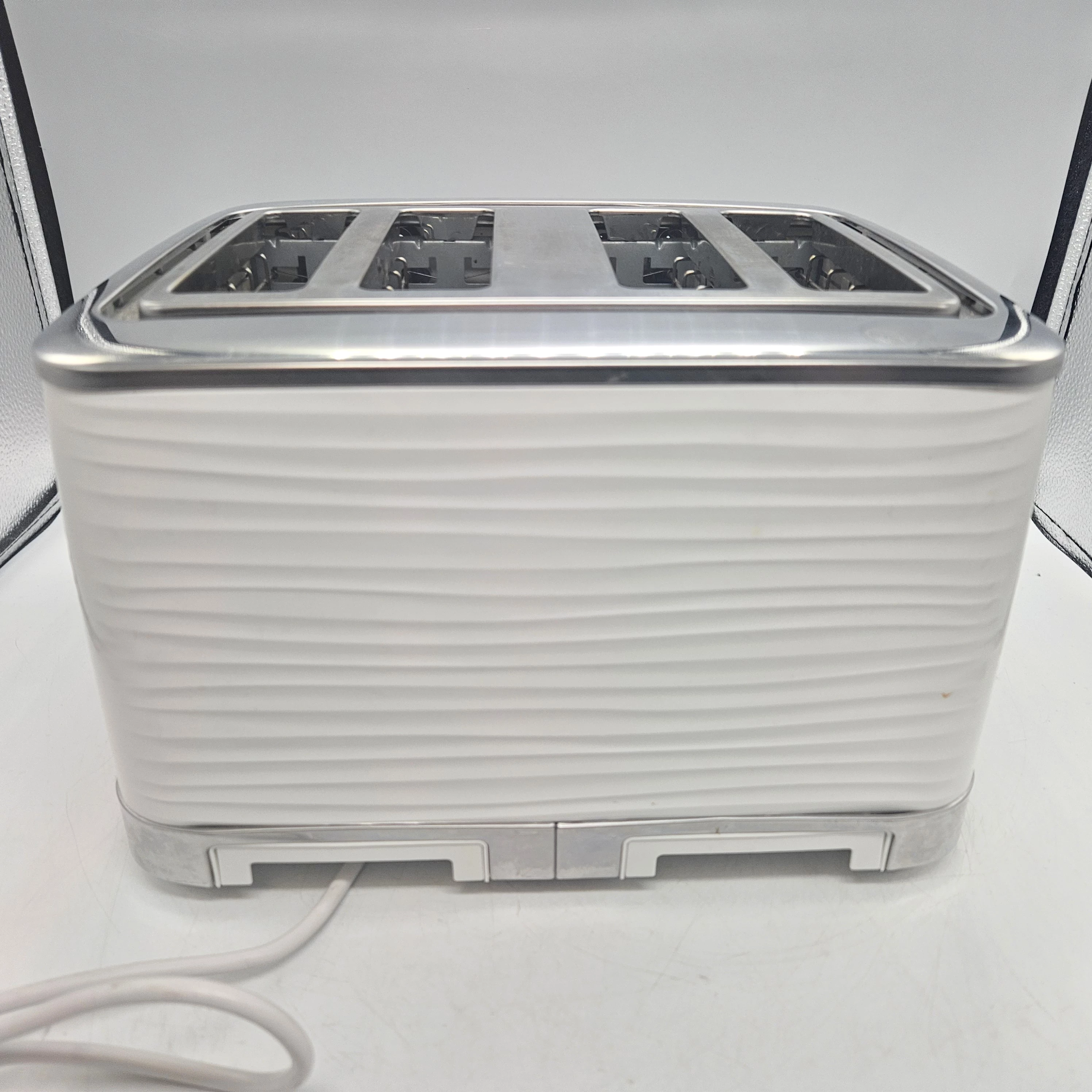 toster-russell-hobbs-24380-bialy-1800-w-kolor-dominujacy-129357-2