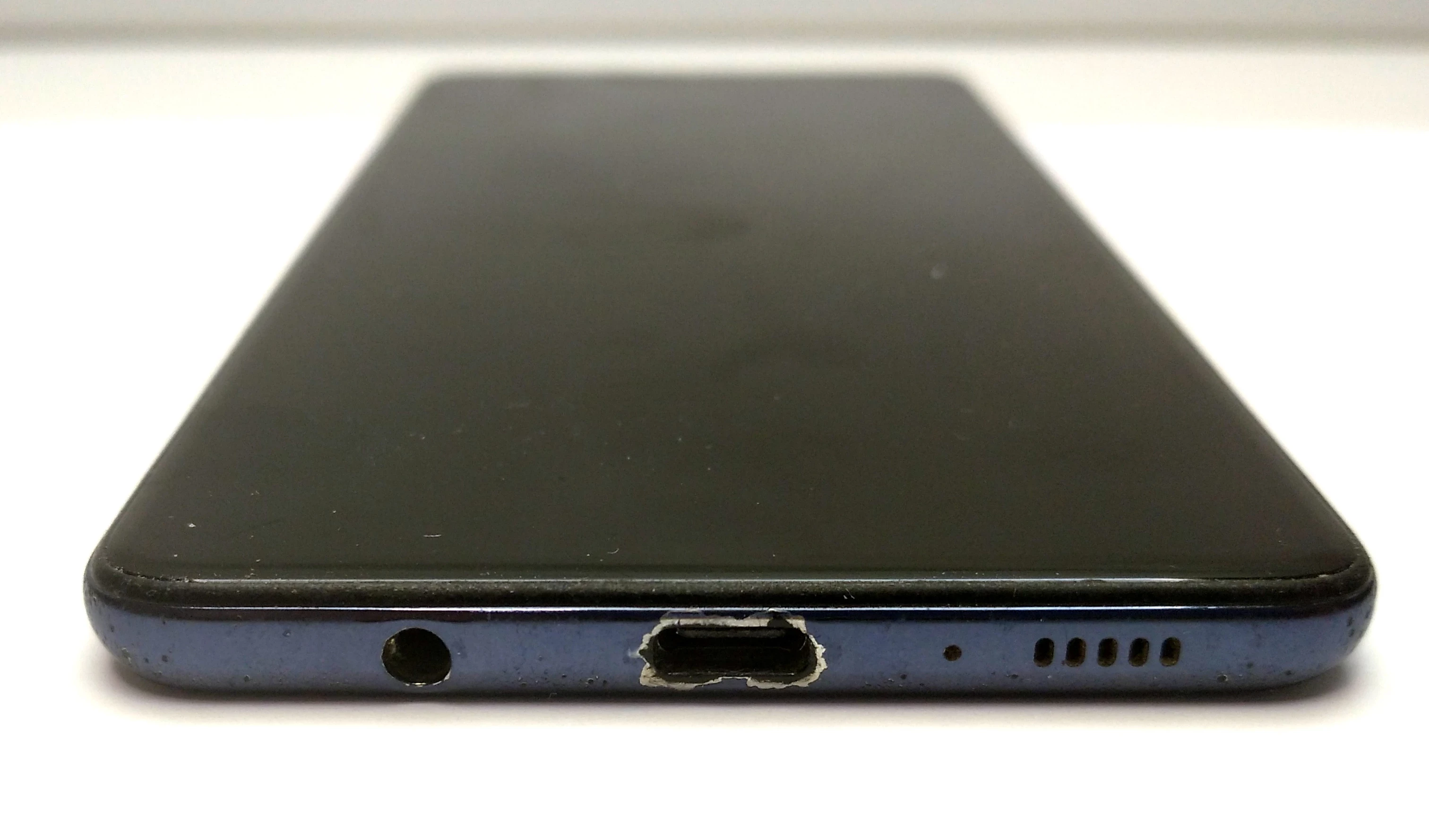 telefon-samsung-galaxy-a71-6-gb-128-gb-kod-producenta-sm-a715fzkuxeo