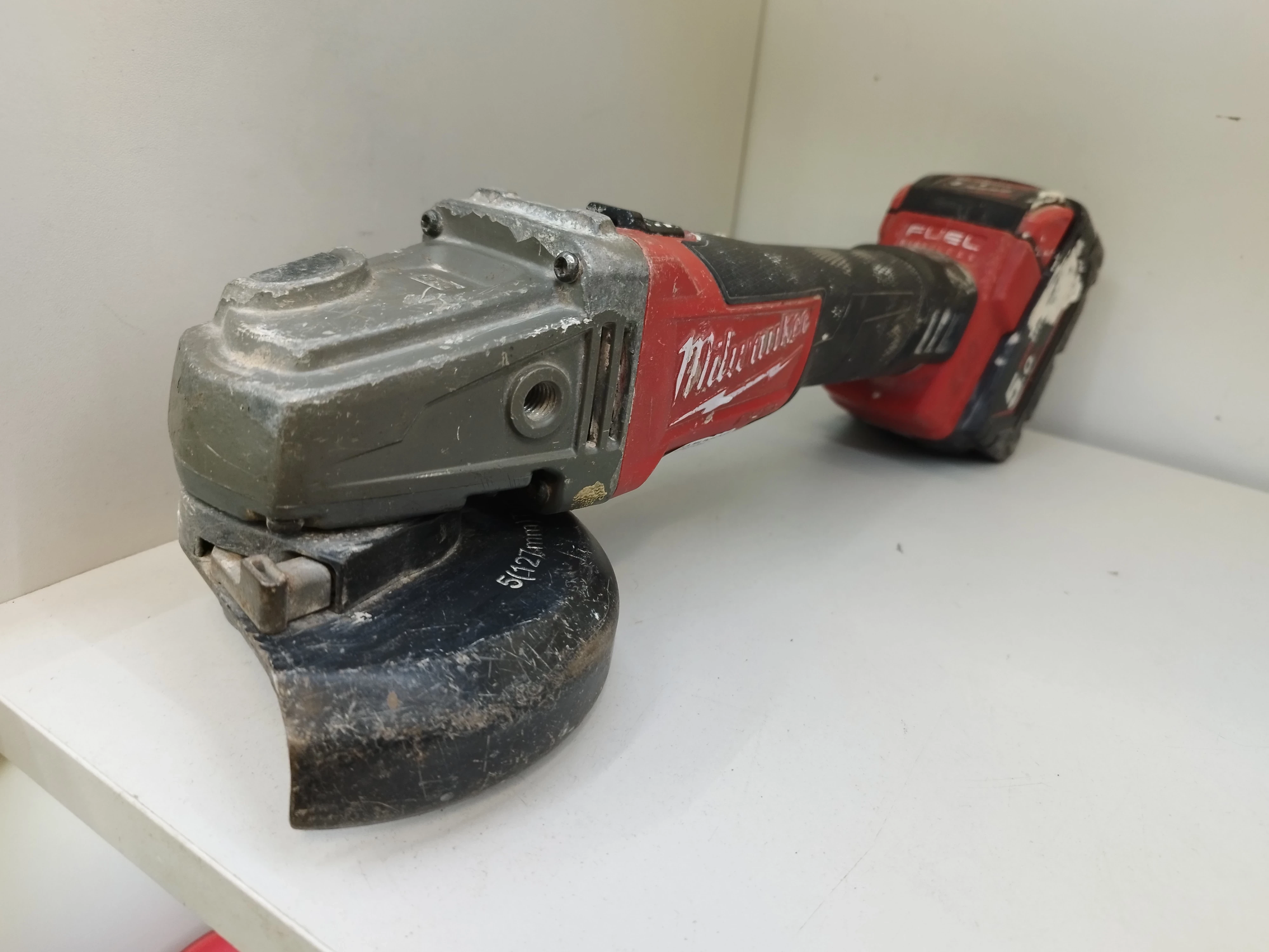 szlifierka-milwaukee-m18-cag125x-akumulator-5ah-rodzaj-zasilania-128529-1