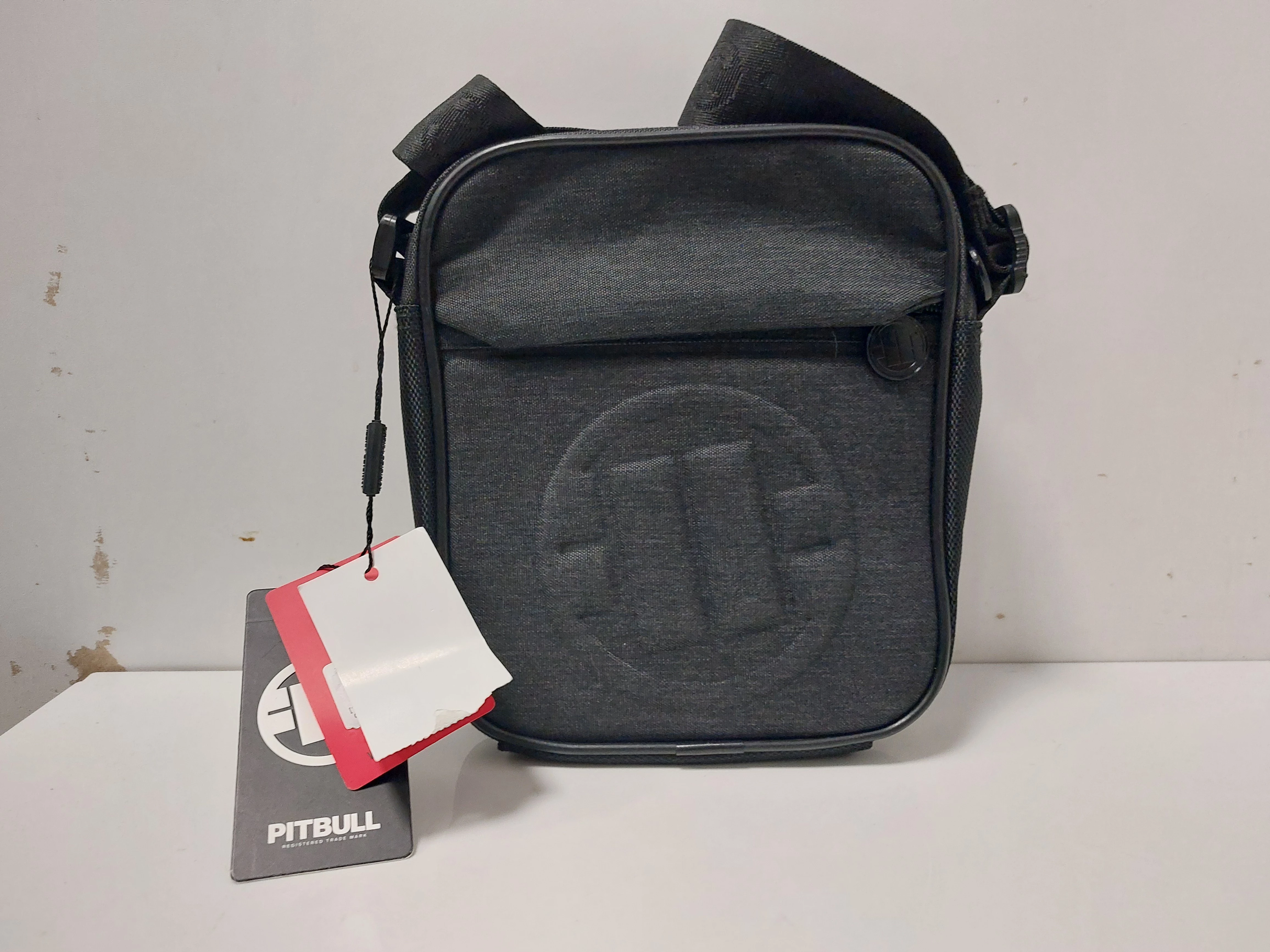 torba-na-ramie-pitbull-new-logo-ii-czarna-polecam-material-dominujacy-203885-1646531