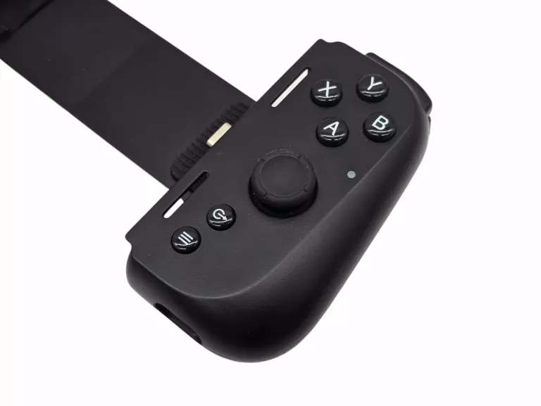 pad-przewodowy-razer-kishi-v2-pudelko-kod-producenta-rz06-05110100-r3m1