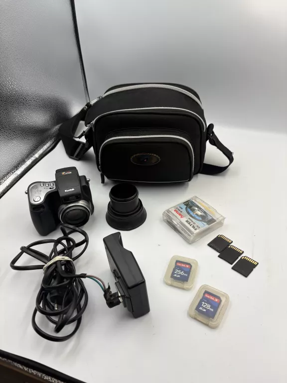 aparat-kompaktowy-kodak-easyshare-dx6490-przyjaciol-zolnierza-4-szczecin