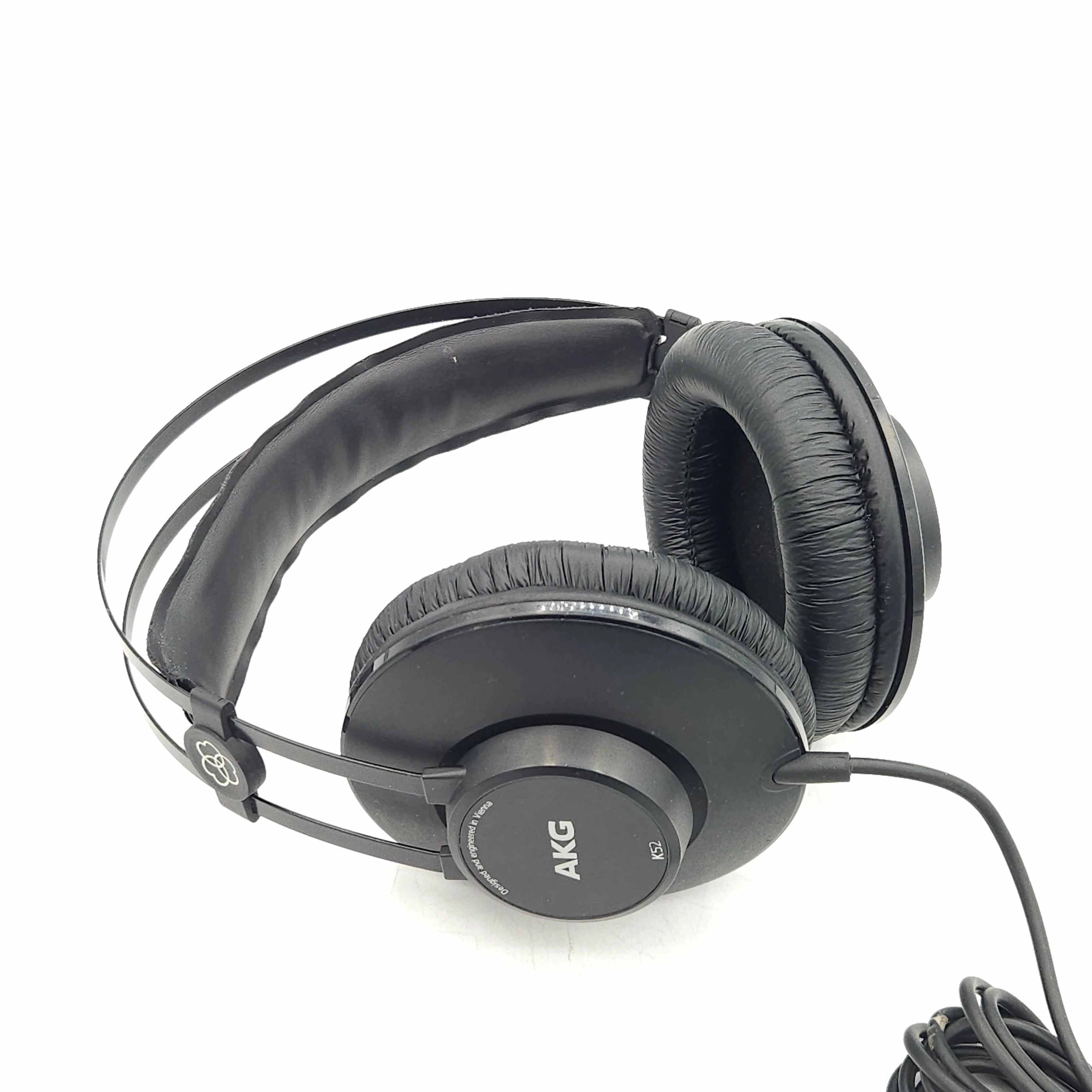 sluchawki-nauszne-akg-czarne-3-maja-48-poznan-ska-x