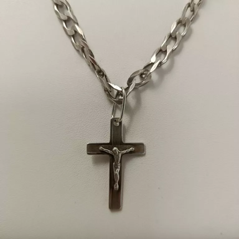 srebrny-lancuszek-p-925-50cm-z-krzyzykiem-p-925-dl-3cm-2334g-ean-gtin-5905294015745