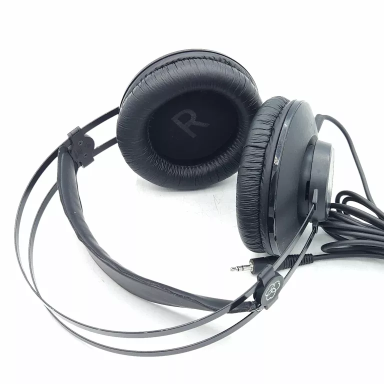 sluchawki-nauszne-akg-czarne-ean-gtin-9002761038774
