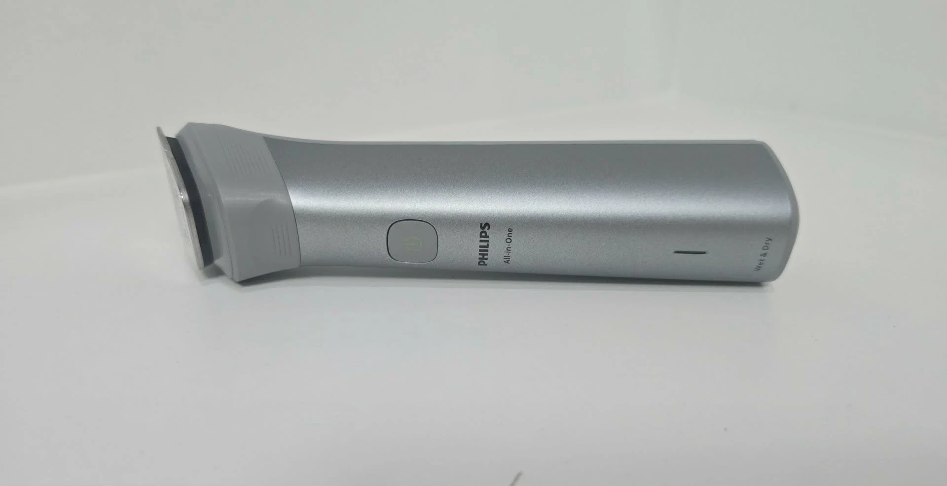 trymer-wielofunkcyjny-philips-seria-5000-mg593115-8-nasadek-120min-czas-ladowania-60