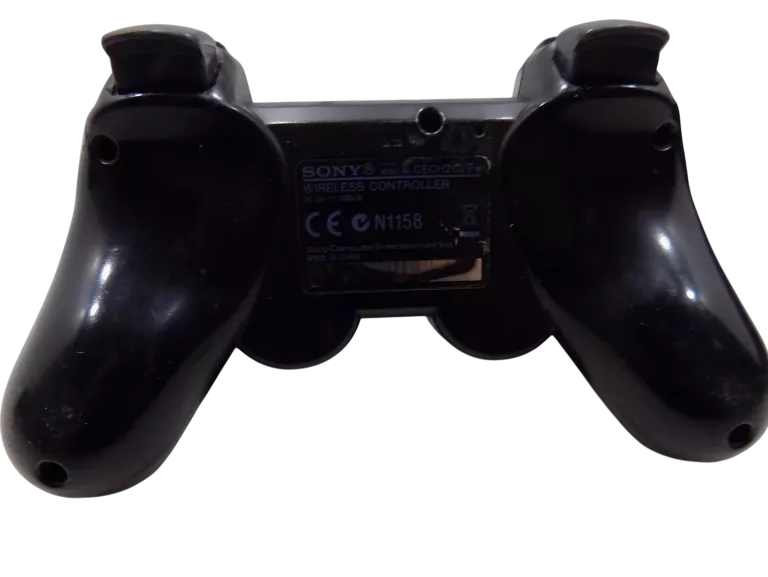 konsola-sony-playstation-3-cech-3004a-pad-okablowanie-3-gry-gry-w-zestawie-205998-225574