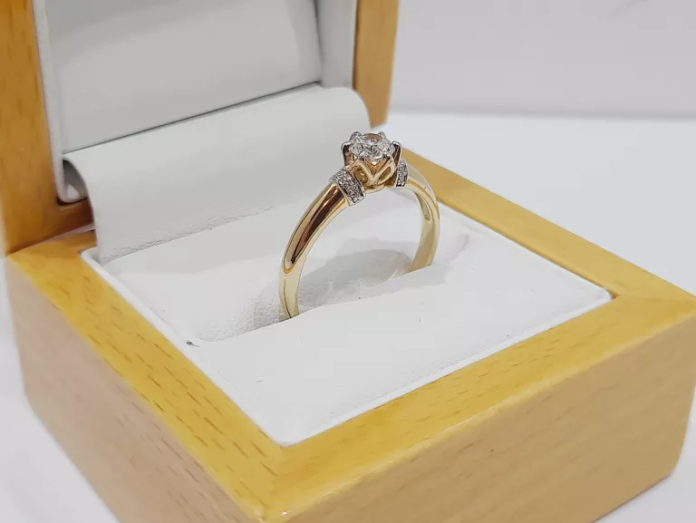 wyrob-jubilerski-piekny-zloty-pierscionek-marka-248811-958954