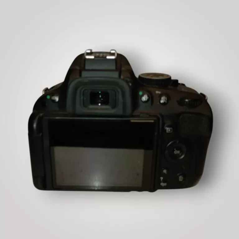 aparat-nikon-d5100-18-105-w-zestawie-814-2