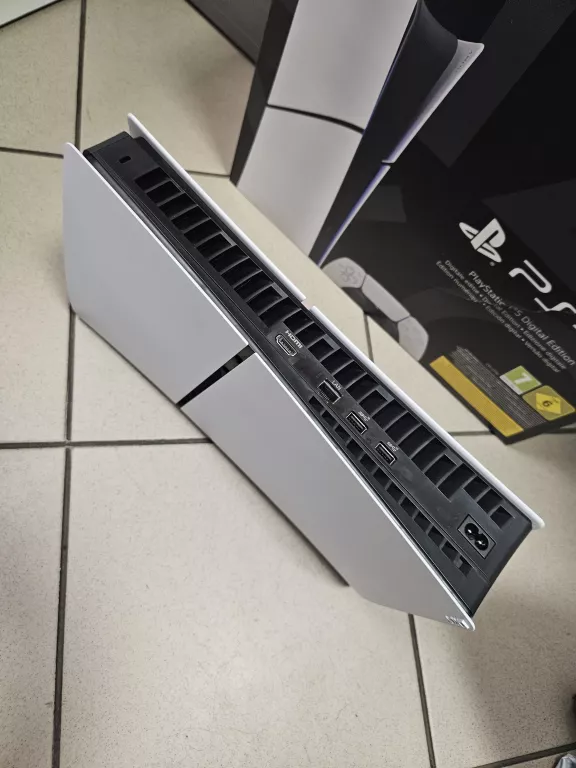 konsola-sony-playstation-5-digital-edition-slim-825-gb-ean-gtin-711719020844