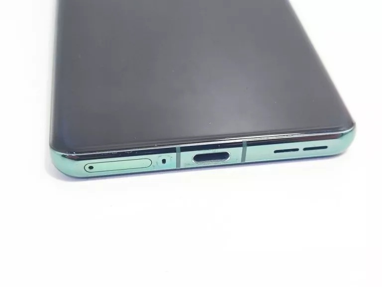 telefon-oneplus-12-ean-gtin-6921815626039