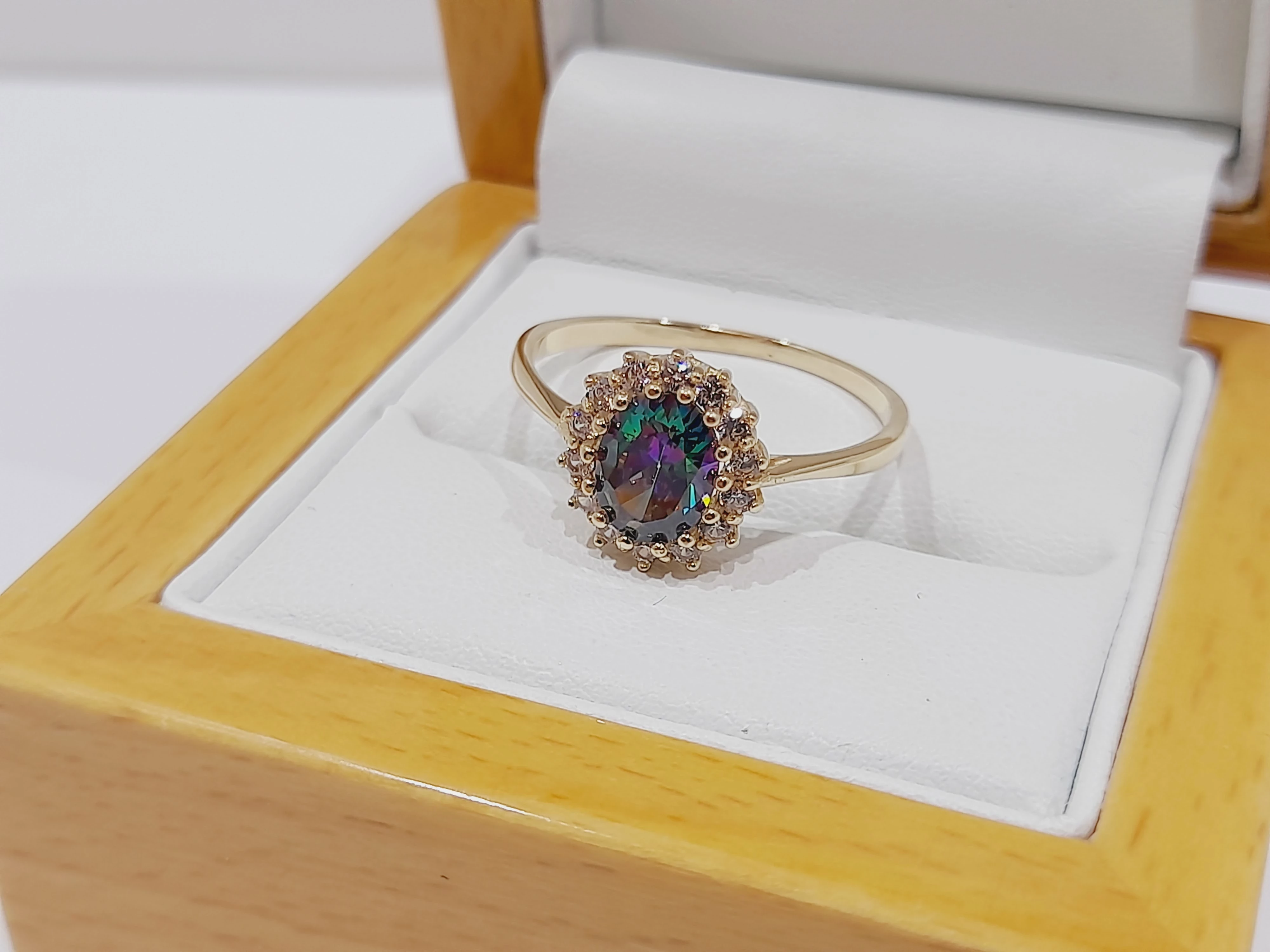 wyrob-jubilerski-piekny-zloty-pierscionek-budziszynska-107d-sj-wroclaw