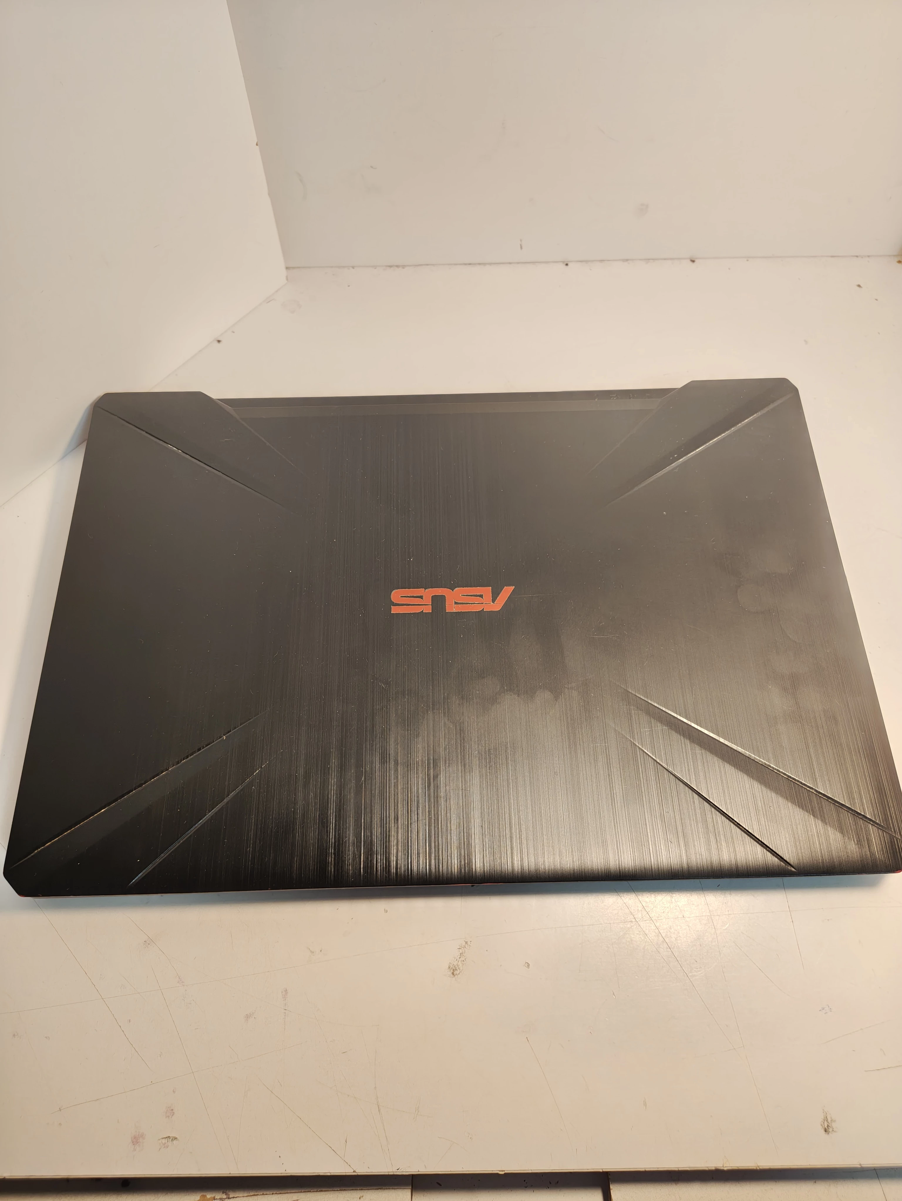 laptop-asus-tuf-gaming-fx504-81000gb-i5-8300h-gtx-1050-ean-gtin-4718017182133