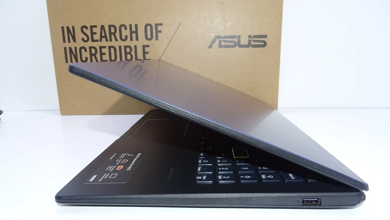 laptop-asus-vivobook-go-1415-e510k-4128gb-win11-liczba-rdzeni-procesora-4329-2