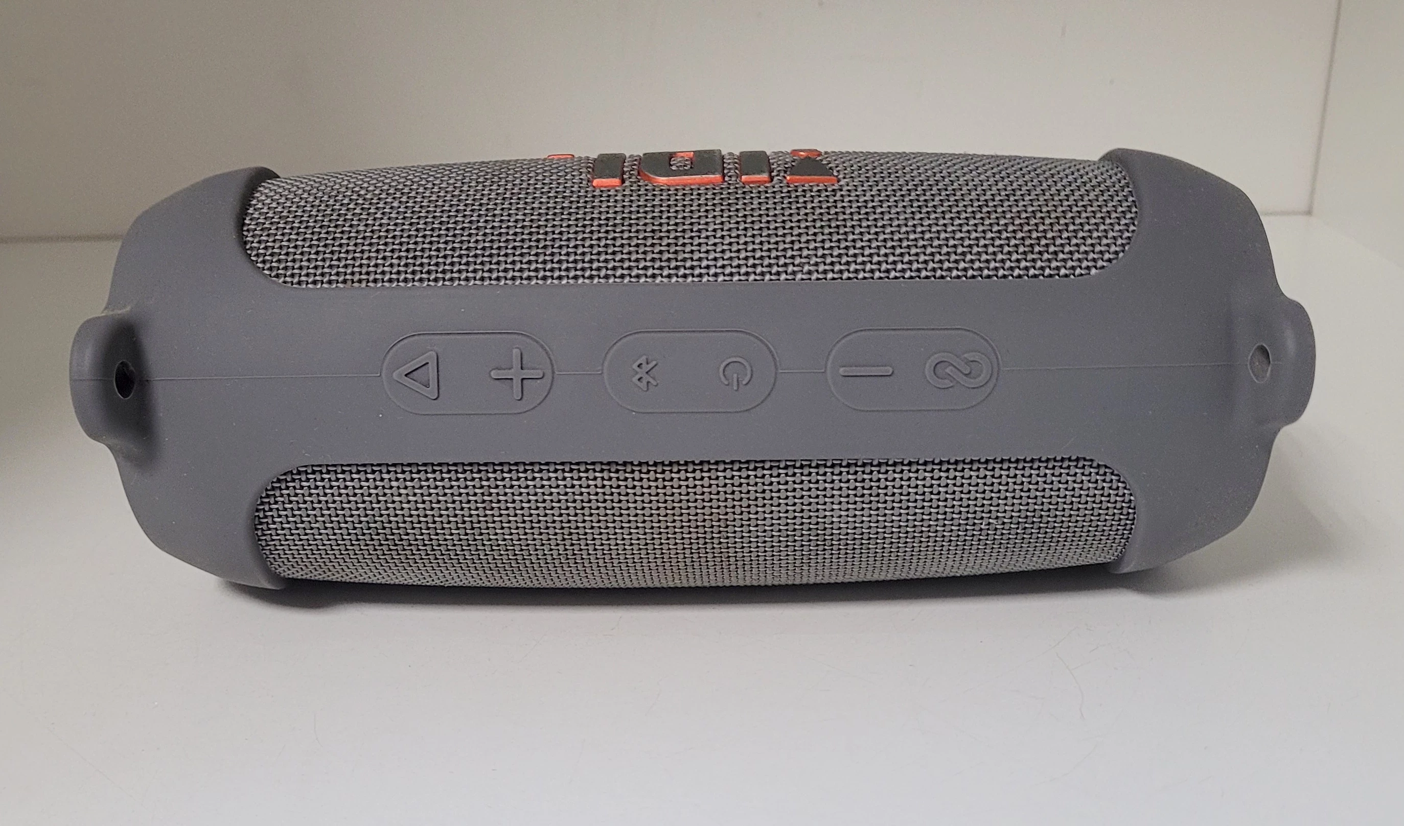 glosnik-jbl-charge-5-szary-funkcje-221089-2