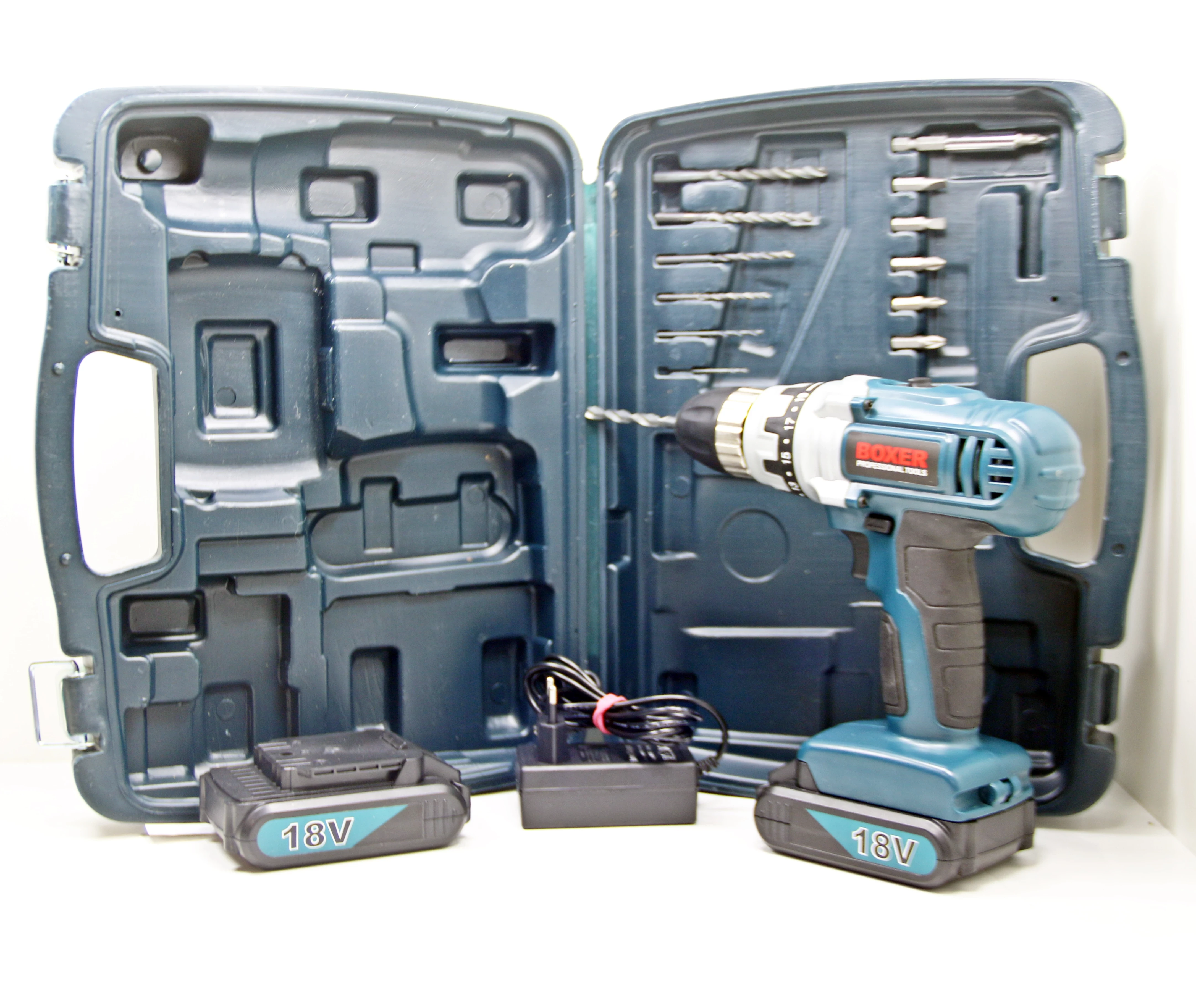 wkretarka-boxer-bx-136-okopowa-7a-warszawa