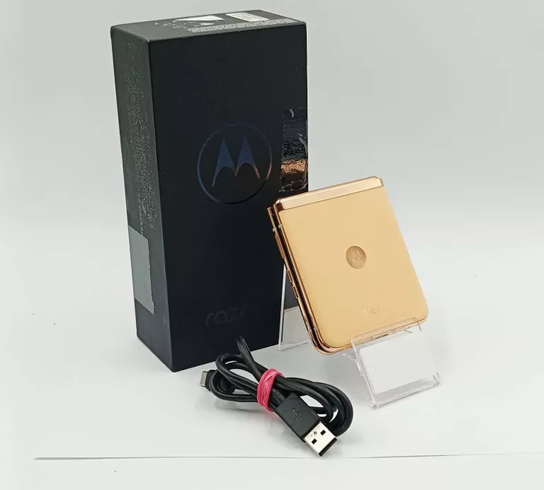 telefon-motorola-razr-40-ultra-pudelko-kabel-1-maja-48-wabrzezno