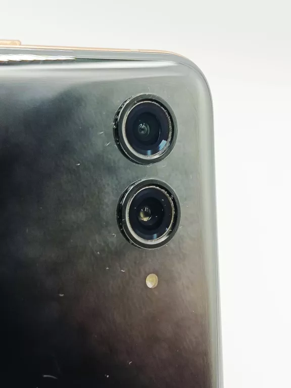 telefon-motorola-razr-40-8256gb-ultra-pudelko-kabel-kod-producenta-xt2321-1