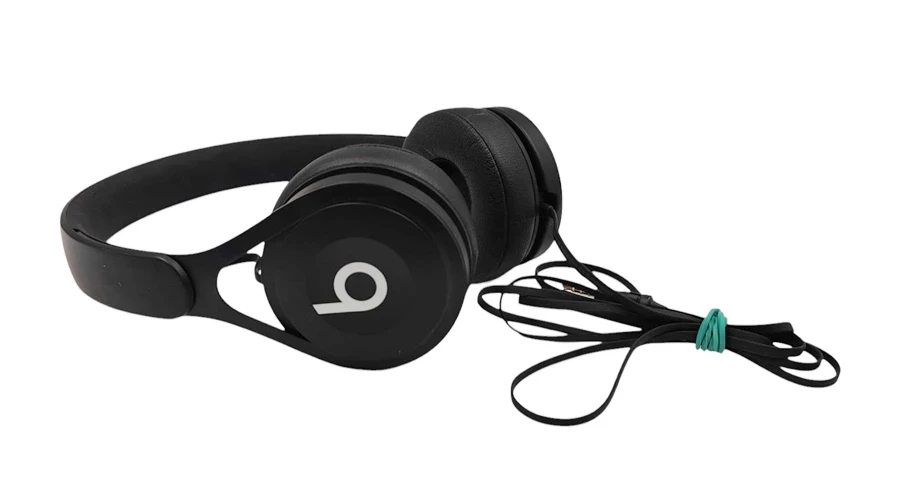 sluchawki-przewodowe-beats-ep-nauszne-czarne-targowa-20-warszawa