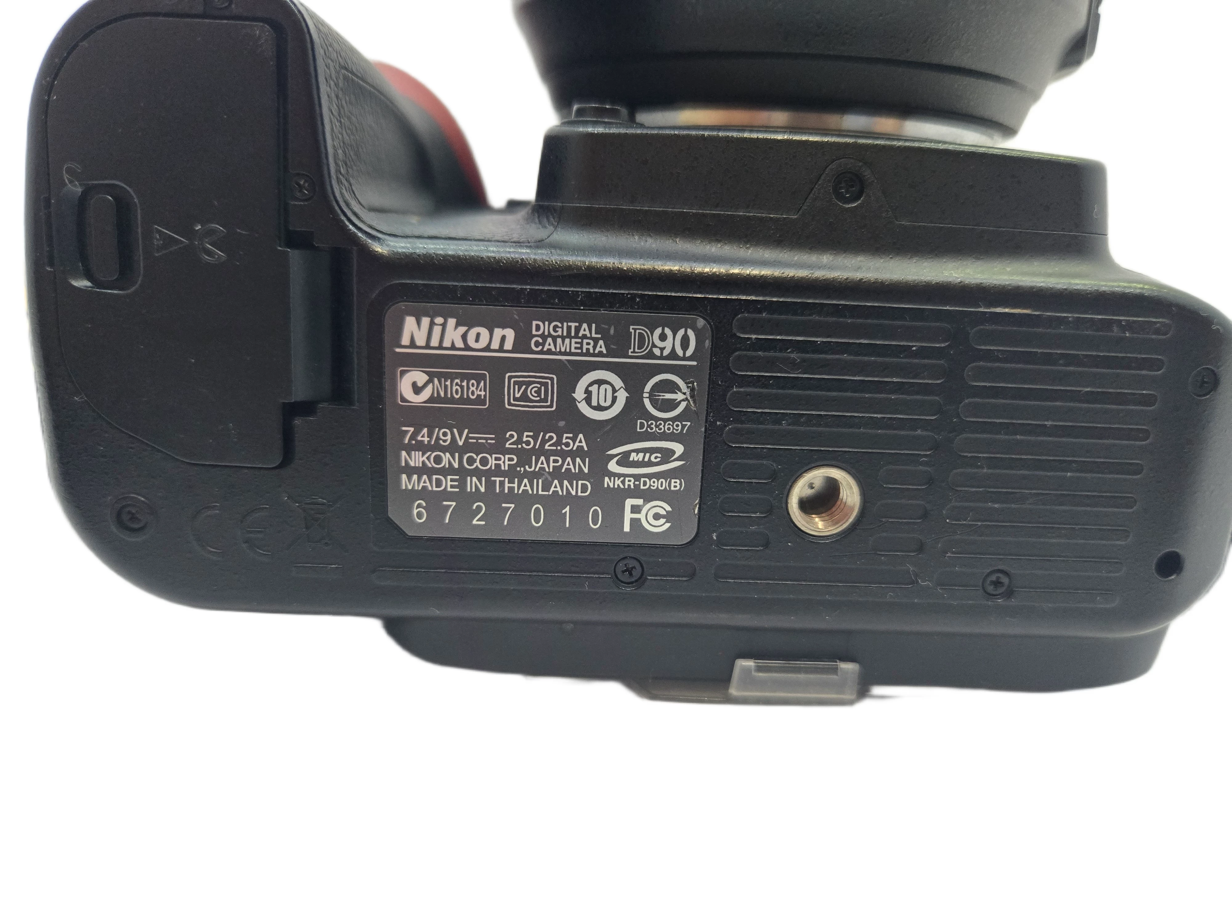 lustrzanka-nikon-d90-obiektyw-nikon-dx-af-s-nikkor-18-105mm-stabilizacja-14349-4