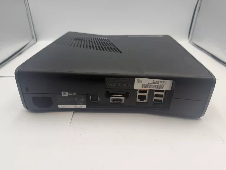 konsola-xbox-360s-kamera2-padykable-dysk-wbudowana-pamiec-5179-10