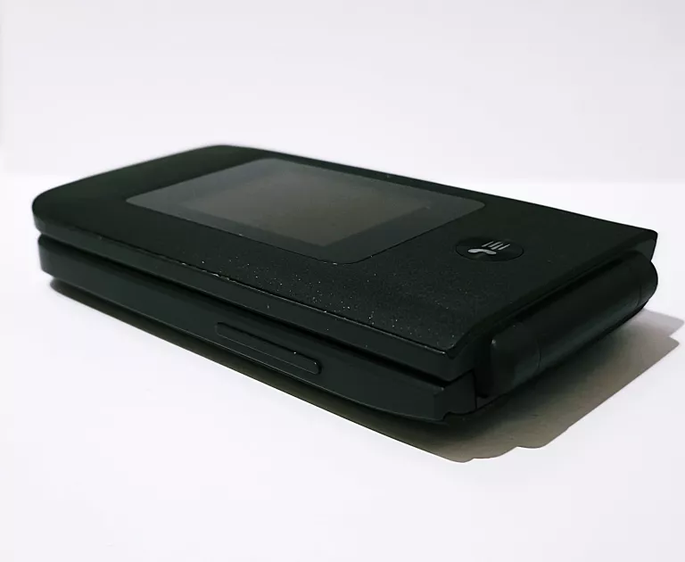 telefon-tlc-one-touch-przekatna-ekranu-320