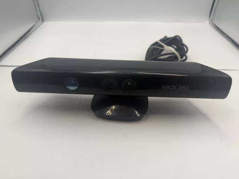 konsola-xbox-360s-kamera2-padykable-gry-w-zestawie-205998-225574