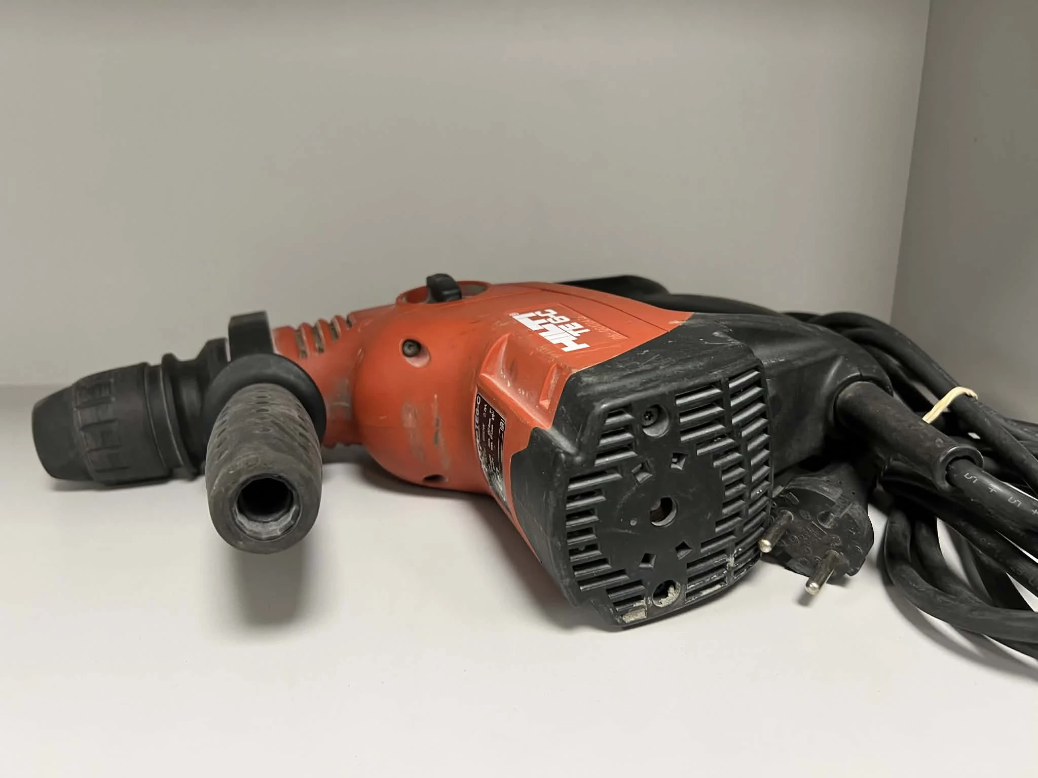 mlotowiertrka-hilti-te-6-c-650w-ean-gtin-5904533363470