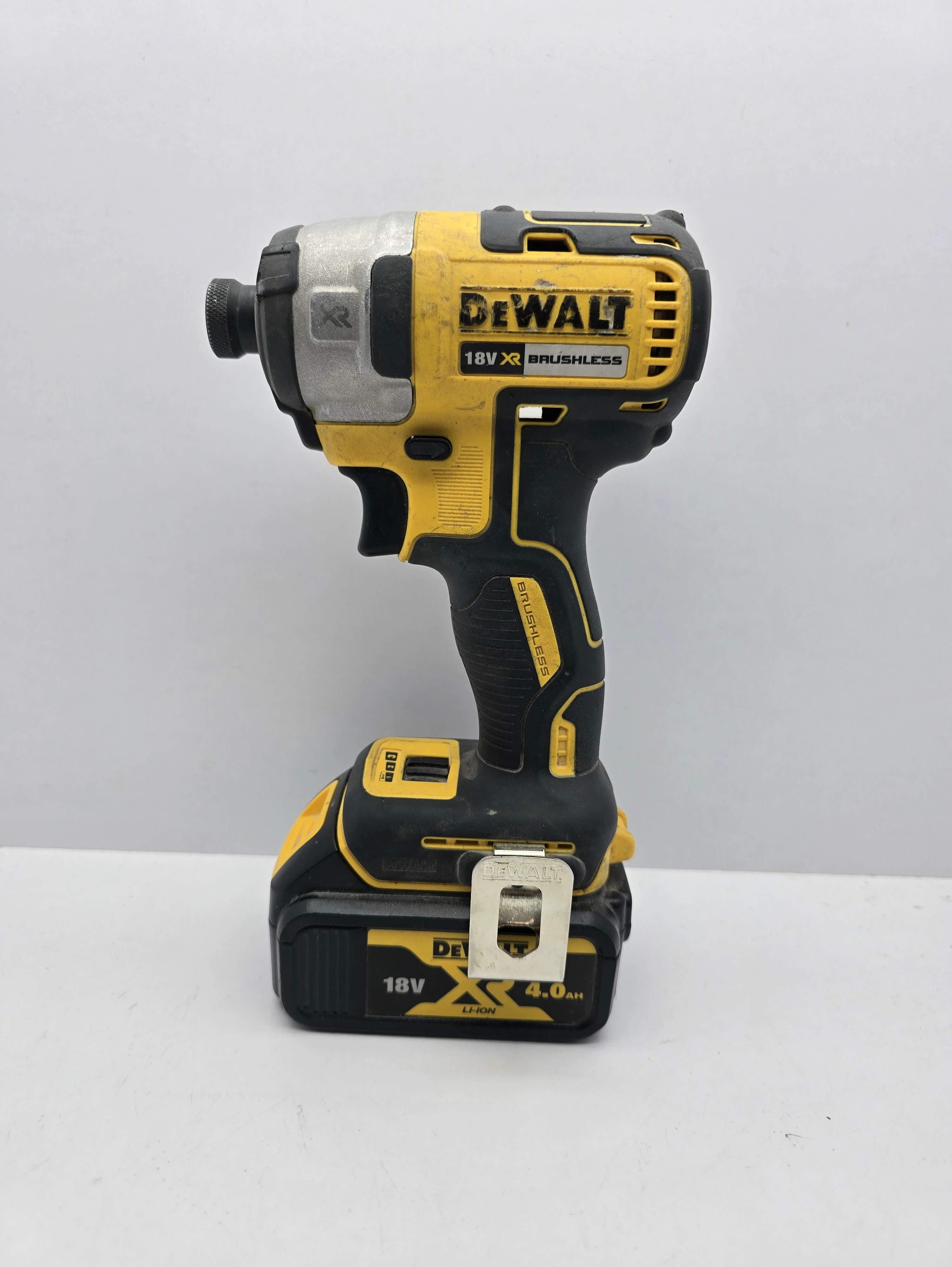 zakretarka-dewalt-dcf887-chabrowa-4-jelcz-laskowice-milz-1