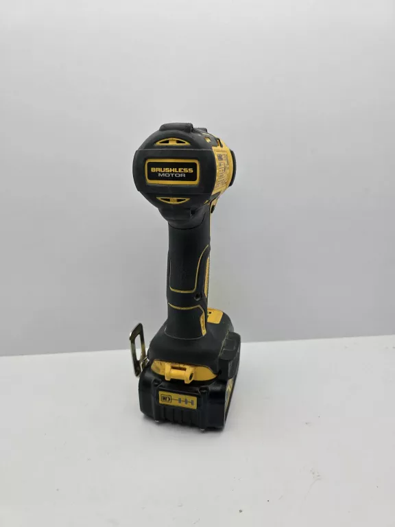 zakretarka-dewalt-dcf887-stan-11323-2