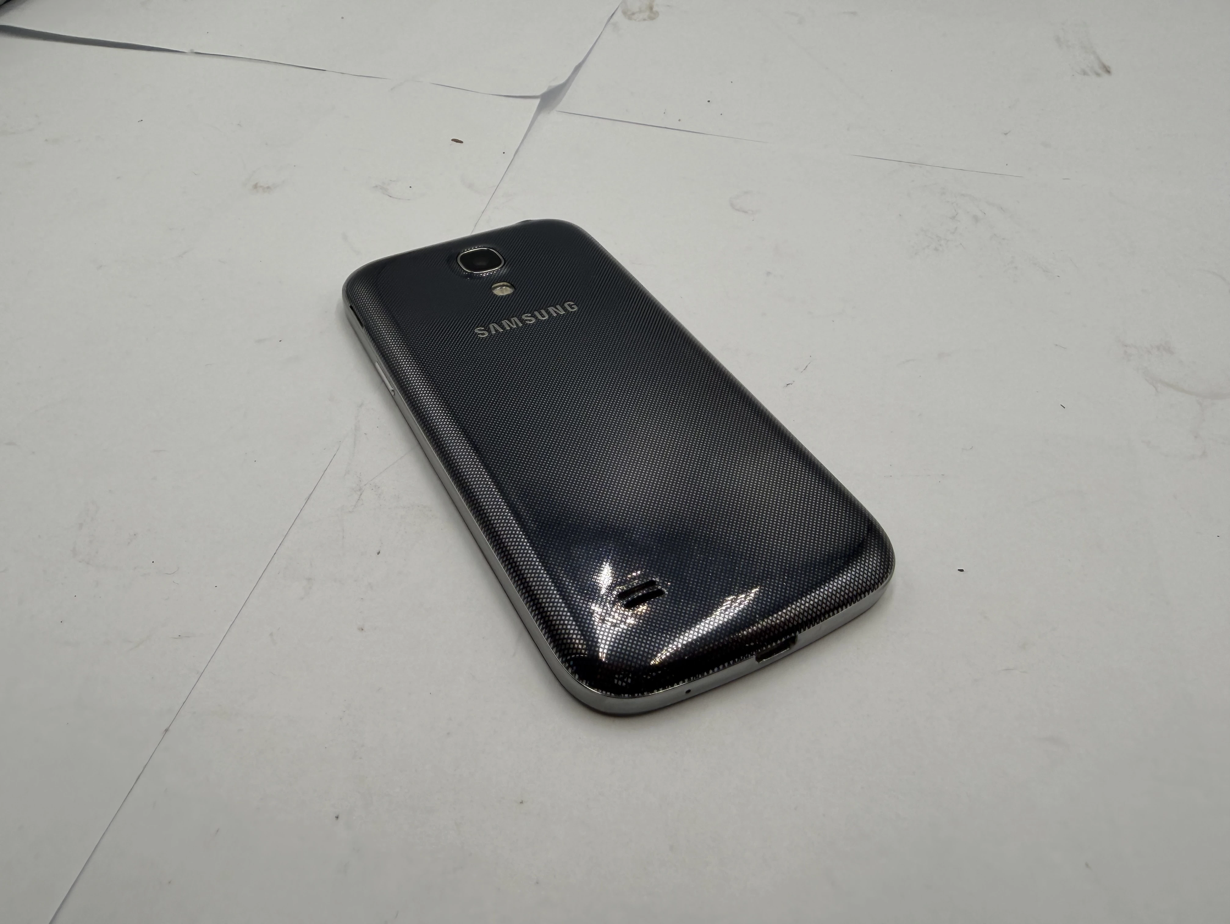 telefon-samsung-galaxy-s4-mini-gt-i9195-8gb-stan-11323-2