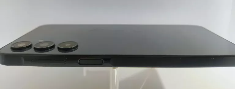 telefon-samsung-galaxy-a16-5g-4128-gb-czarny-wbudowana-pamiec-202869-214189