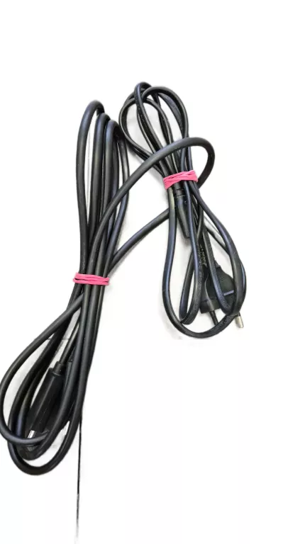 konsola-sony-ps4-500-gb-cuh-1216a-z-napedem-2-pady-12-gier-ps4-kable-kod-producenta-sony-interactive-entertainment